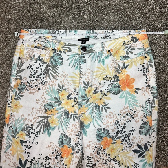 Coco + Carmen Floral Women Jeans - Multicolor - Picture 5 of 6